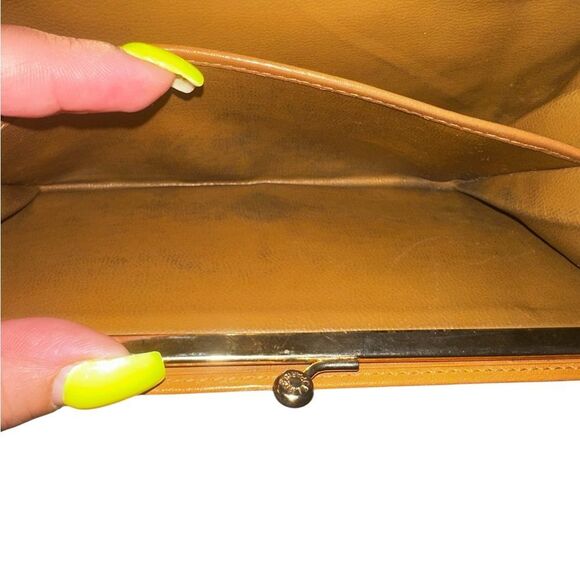 Celine Kisslock Wallet - Picture 6 of 14